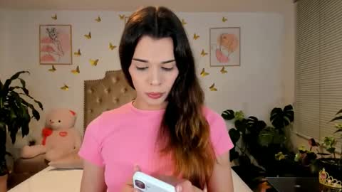 Anabella online show from October 2025 01:40:01 AM