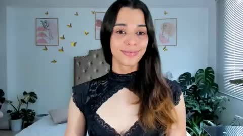 Snapshot of angie_modelo chatting on April 2026 06:12:02 PM Anabella online show from April 2026 06:12:02 PM