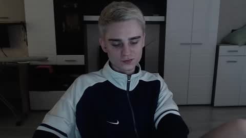 vodka online show from March 2025 05:42:02 AM