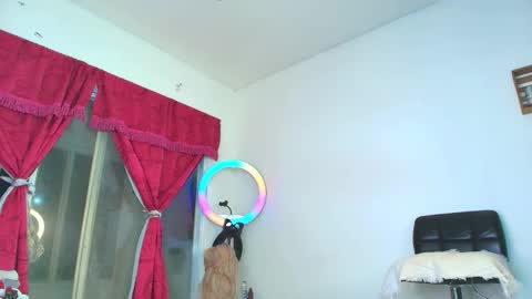 Jovana Michell online show from October 2025 11:57:02 AM