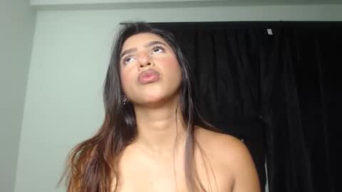 ani_steveson online show from October 2025 05:15:02 AM