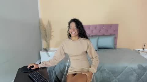 Any online show from October 2025 02:42:01 AM