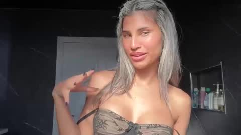 Snapshot of aniishaa chatting on February 2026 12:36:01 PM anisha online show from February 2026 12:36:01 PM