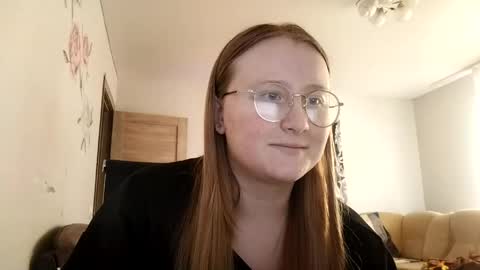 Snapshot of anika_lipps chatting on April 2026 12:41:01 PM Anika online show from April 2026 12:41:01 PM