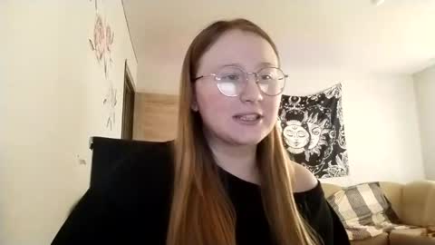 Snapshot of anika_lipps chatting on April 2026 01:41:02 PM Anika online show from April 2026 01:41:02 PM