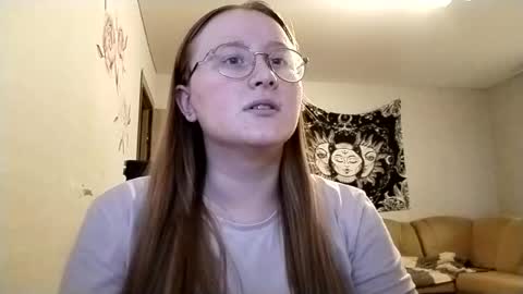 Snapshot of anika_lipps chatting on May 2026 06:04:01 PM Anika online show from May 2026 06:04:01 PM