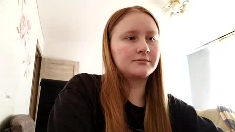 Snapshot of anika_lipps chatting on May 2026 02:22:01 PM Anika online show from May 2026 02:22:01 PM