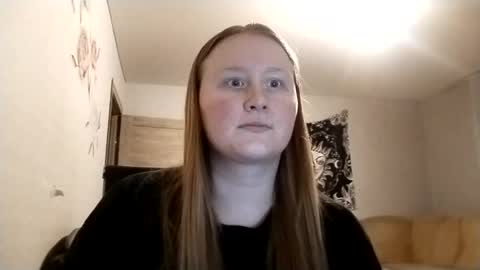 Snapshot of anika_lipps chatting on May 2026 12:40:02 AM Anika online show from May 2026 12:40:02 AM