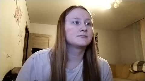 Snapshot of anika_lipps chatting on May 2026 10:39:01 PM Anika online show from May 2026 10:39:01 PM