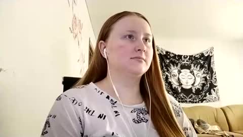 Snapshot of anika_lipps chatting on August 2026 10:06:01 AM Anika online show from August 2026 10:06:01 AM