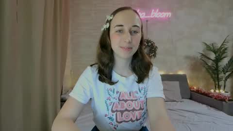 anikabloom online show from January 2025 11:33:01 PM