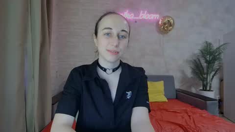 anikabloom online show from February 2025 05:11:02 AM