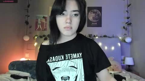 Snapshot of anisa_sweet chatting on December 2024 05:12:01 PM Anisa Moan from LovenseWet from Tip MenuOpen for Private online show from December 2024 05:12:01 PM