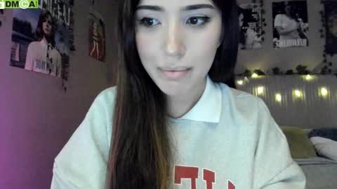 Snapshot of anisa_sweet chatting on September 2025 05:34:01 AM Anisa Moan from LovenseWet from Tip MenuOpen for Private online show from September 2025 05:34:01 AM