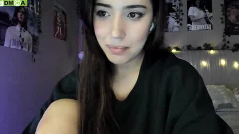 Snapshot of anisa_sweet chatting on September 2025 03:56:01 AM Anisa Moan from LovenseWet from Tip MenuOpen for Private online show from September 2025 03:56:01 AM
