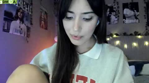 Snapshot of anisa_sweet chatting on October 2025 06:34:02 AM Anisa Moan from LovenseWet from Tip MenuOpen for Private online show from October 2025 06:34:02 AM