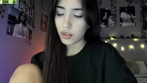 Snapshot of anisa_sweet chatting on October 2025 04:01:01 AM Anisa Moan from LovenseWet from Tip MenuOpen for Private online show from October 2025 04:01:01 AM