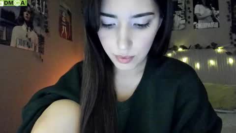 Snapshot of anisa_sweet chatting on October 2025 08:15:02 AM Anisa Moan from LovenseWet from Tip MenuOpen for Private online show from October 2025 08:15:02 AM