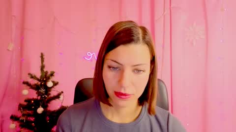 Anni online show from December 2025 01:38:02 PM