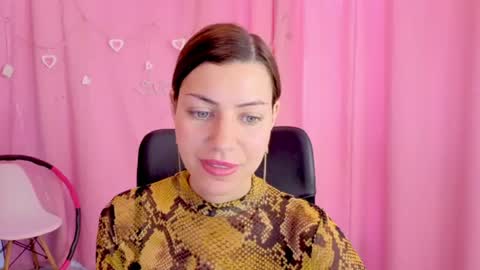 Snapshot of aniskyy chatting on June 2026 07:03:02 AM Anni online show from June 2026 07:03:02 AM