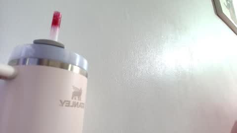 ana independent model online show from September 2025 08:35:01 AM