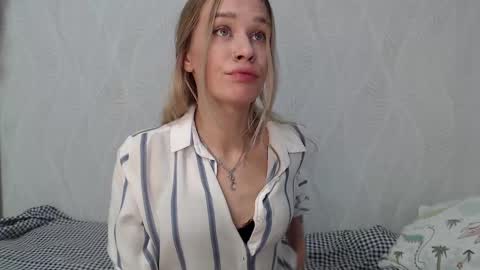 Snapshot of anita_delicious chatting on February 2025 03:26:01 PM anita_delicious online show from February 2025 03:26:01 PM
