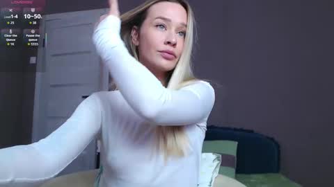 Snapshot of anita_delicious chatting on October 2025 09:54:01 AM anita_delicious online show from October 2025 09:54:01 AM