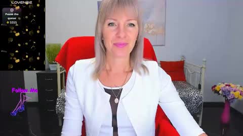 Anita online show from November 2025 07:52:02 AM