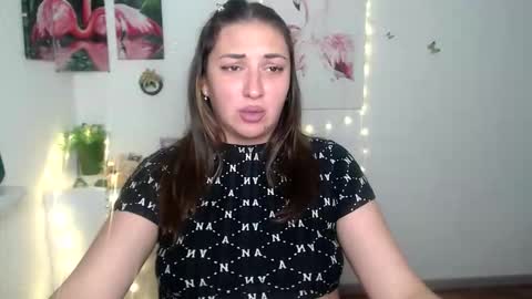 anitaa_a online show from September 2025 06:13:02 AM