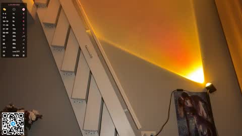 Astrid online show from April 2026 07:58:02 PM