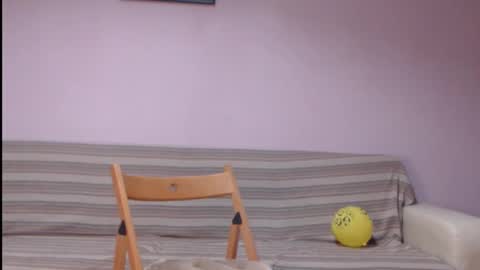 Snapshot of anittac14 chatting on October 2025 04:51:02 PM Anitta online show from October 2025 04:51:02 PM