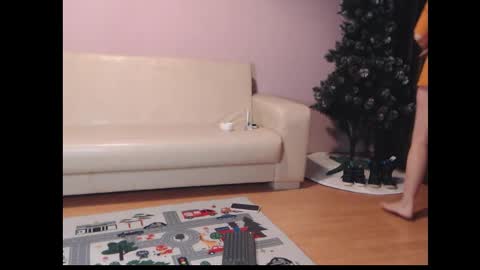 Snapshot of anittac14 chatting on December 2025 04:25:01 PM Anitta online show from December 2025 04:25:01 PM