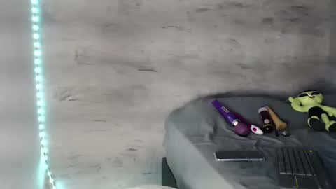 Hello My name is NaiaraPv is OPEN online show from January 2025 08:57:01 PM