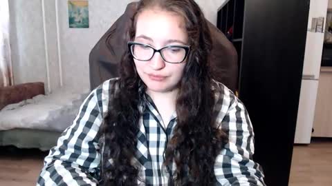 Nameless online show from September 2025 04:23:01 AM