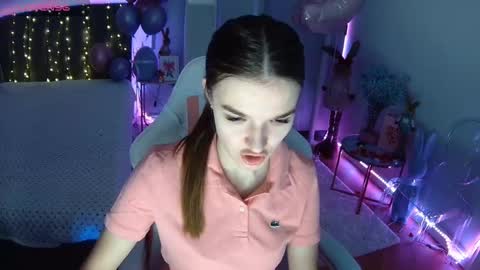 Snapshot of ann_woood chatting on March 2026 06:50:01 AM ann_woood online show from March 2026 06:50:01 AM