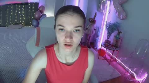 Snapshot of ann_woood chatting on April 2026 07:19:01 AM ann_woood online show from April 2026 07:19:01 AM
