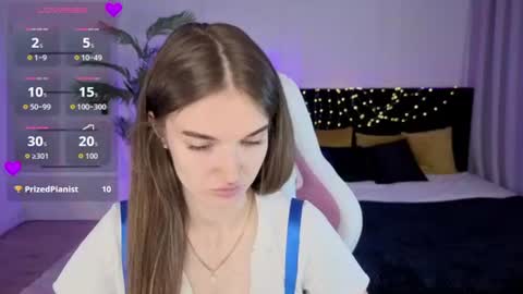 ann_woood online show from July 2026 04:50:01 PM
