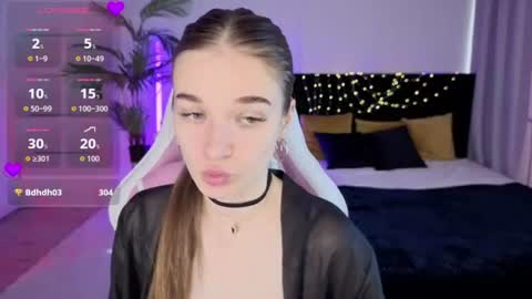 ann_woood online show from July 2026 03:00:02 PM