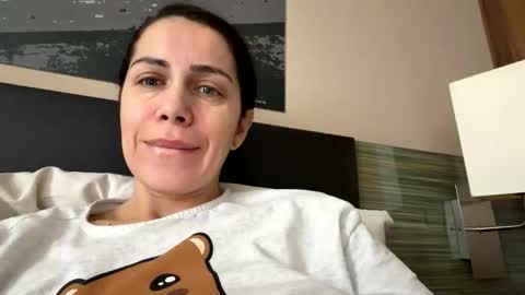 Snapshot of anna___25 chatting on January 2026 08:27:01 AM Anna online show from January 2026 08:27:01 AM