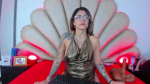 Snapshot of anna__spencer chatting on February 2025 12:22:02 PM Anna online show from February 2025 12:22:02 PM