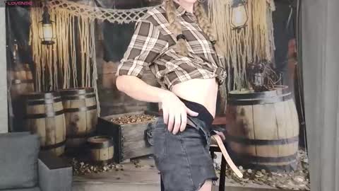 Snapshot of anna_inheart chatting on March 2026 11:27:02 AM Anna online show from March 2026 11:27:02 AM