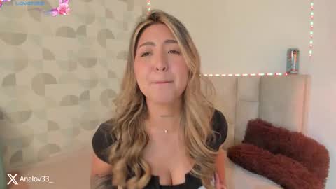 Snapshot of anna_loveu chatting on October 2025 11:18:02 PM Ana Lucia online show from October 2025 11:18:02 PM