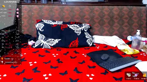 Snapshot of anna_lwice chatting on September 2025 08:52:02 PM Ana   online show from September 2025 08:52:02 PM