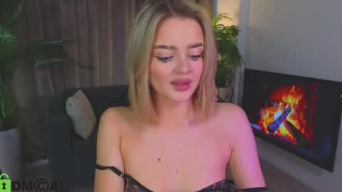 Snapshot of anna_nickol chatting on October 2025 12:56:01 PM Anna online show from October 2025 12:56:01 PM