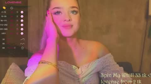 Snapshot of anna_nickol chatting on May 2026 09:53:01 PM Anna online show from May 2026 09:53:01 PM
