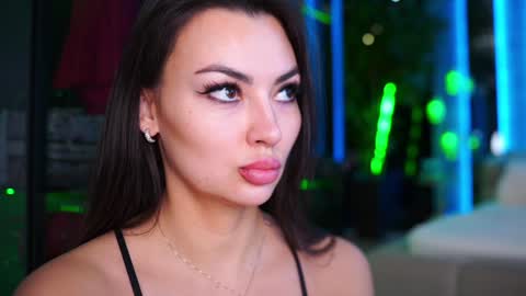 Snapshot of anna_purna chatting on December 2024 11:24:01 PM AnnaPurna online show from December 2024 11:24:01 PM