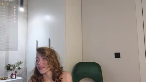 Snapshot of anna_ralphs chatting on December 2025 03:12:02 AM Anna online show from December 2025 03:12:02 AM