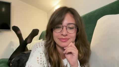 Snapshot of anna_skye chatting on June 2026 07:07:01 PM Anna Skye online show from June 2026 07:07:01 PM