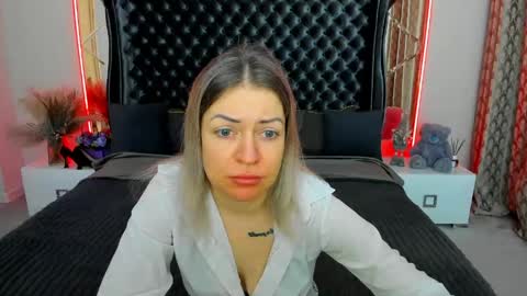 anna_snow9 online show from March 2026 06:11:02 PM