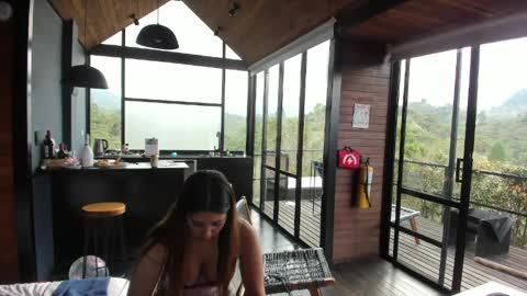 Snapshot of anna_wells chatting on March 2026 09:37:02 PM Anna Weells online show from March 2026 09:37:02 PM